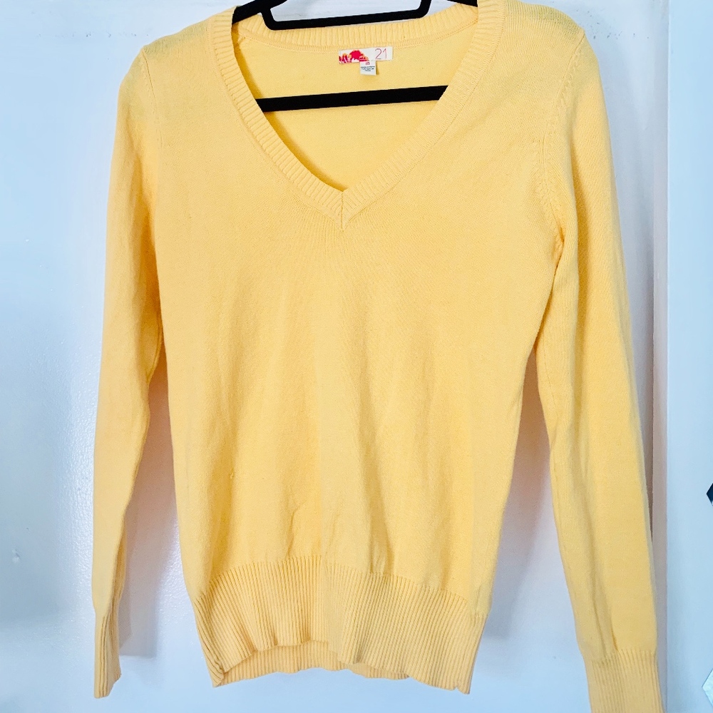 Forever 21 Women's Long Sleeve Yellow Sweater Size